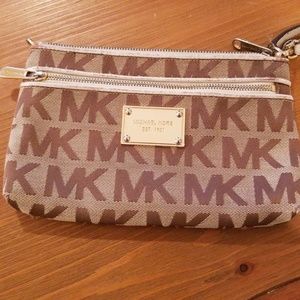 Michael Kors Wristlet
